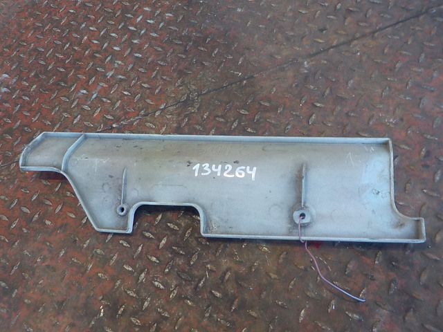 9438850722 MERCEDES Накладка бампера, № XF134264, фото 4