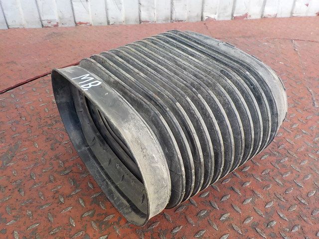 9425280091 MERCEDES Гофра воздуховода, № XF384954, фото 1