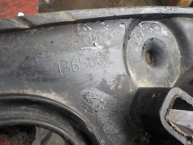 1365602 SCANIA Кронштейн воздуховода, № XF281532, фото 4