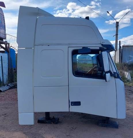 VOLVO Кабина, Globetrotter XL, № XF299438, фото 4