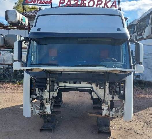 VOLVO Кабина, Globetrotter XL, № XF299438, фото 16
