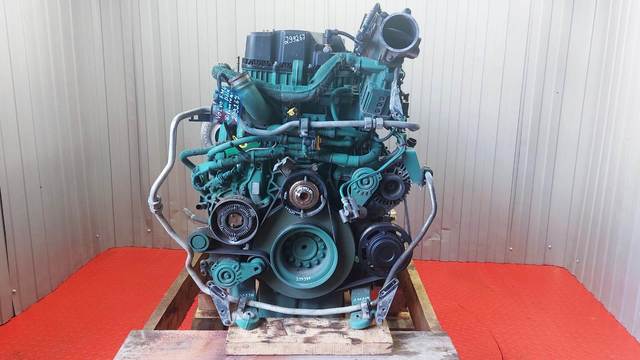 22073570 VOLVO Двигатель, D11K, 450 hp, Euro6, № XF299267, фото 8