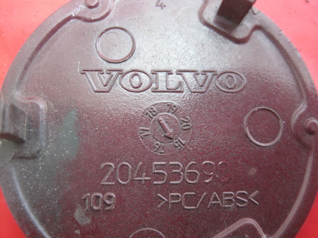 20453690 VOLVO Заглушка, № XF244810, фото 4