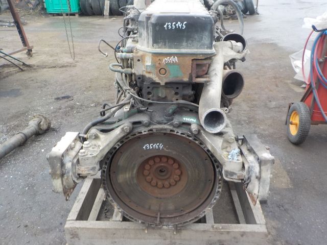 1637740 VOLVO Двигатель, D12А, № XF135141, фото 4