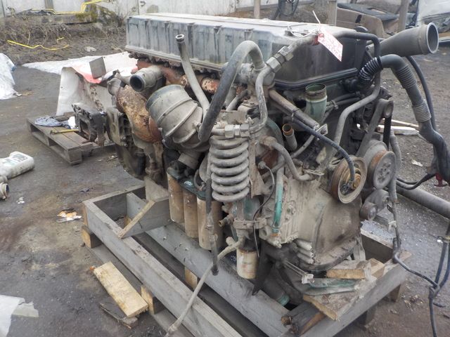 1637740 VOLVO Двигатель, D12А, № XF135141, фото 7