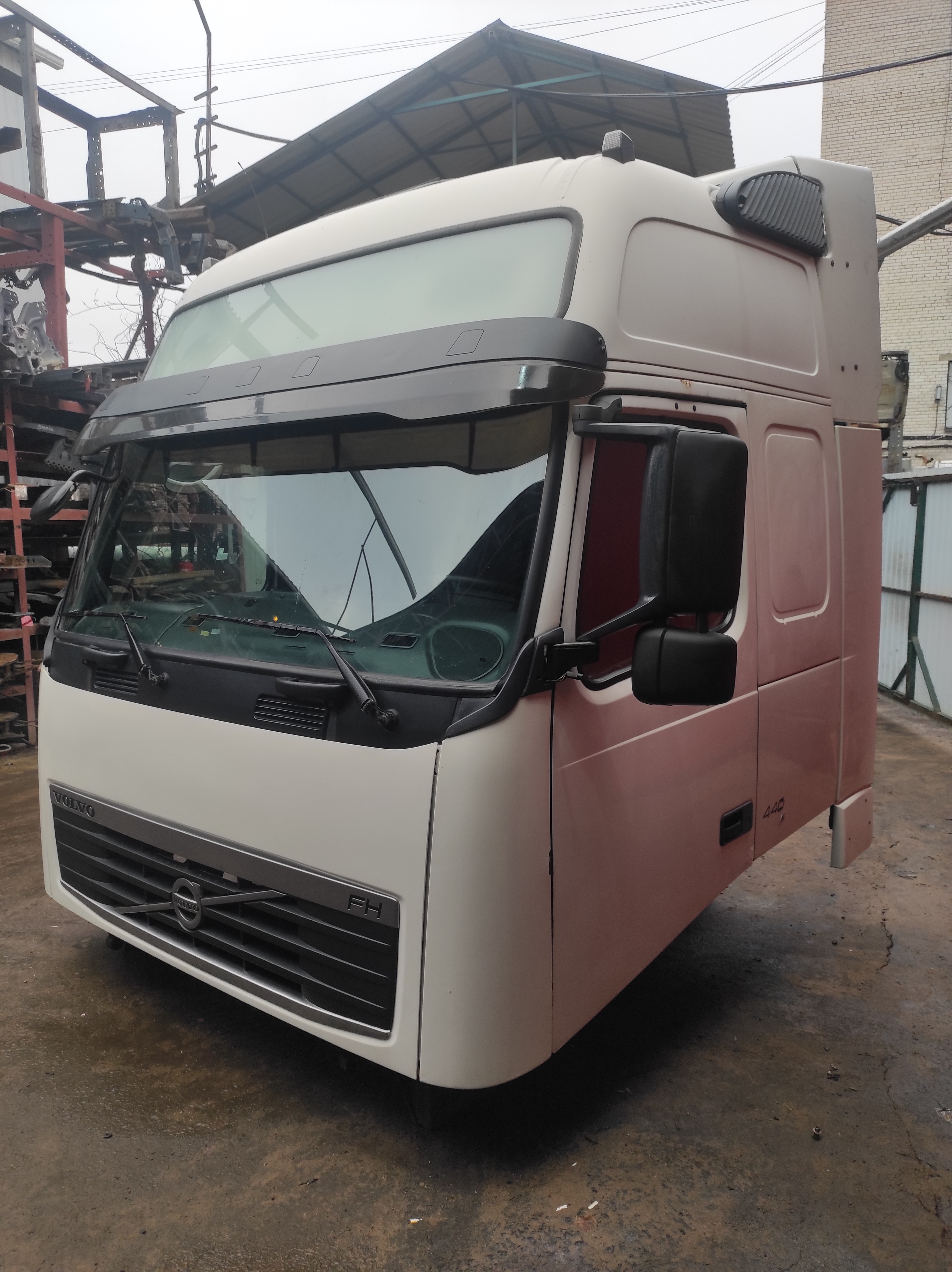 VOLVO Кабина, Globetrotter XL, № XF401767, фото 1