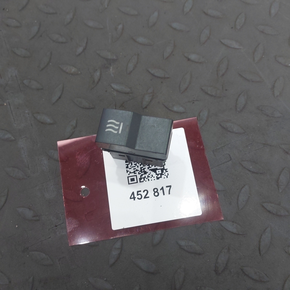 0125451807 MERCEDES Кнопка, № XF452817, фото 3