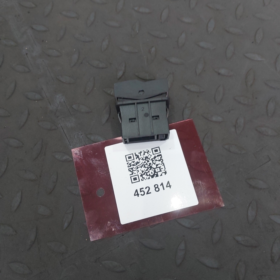0125452807 MERCEDES Кнопка, № XF452814, фото 2