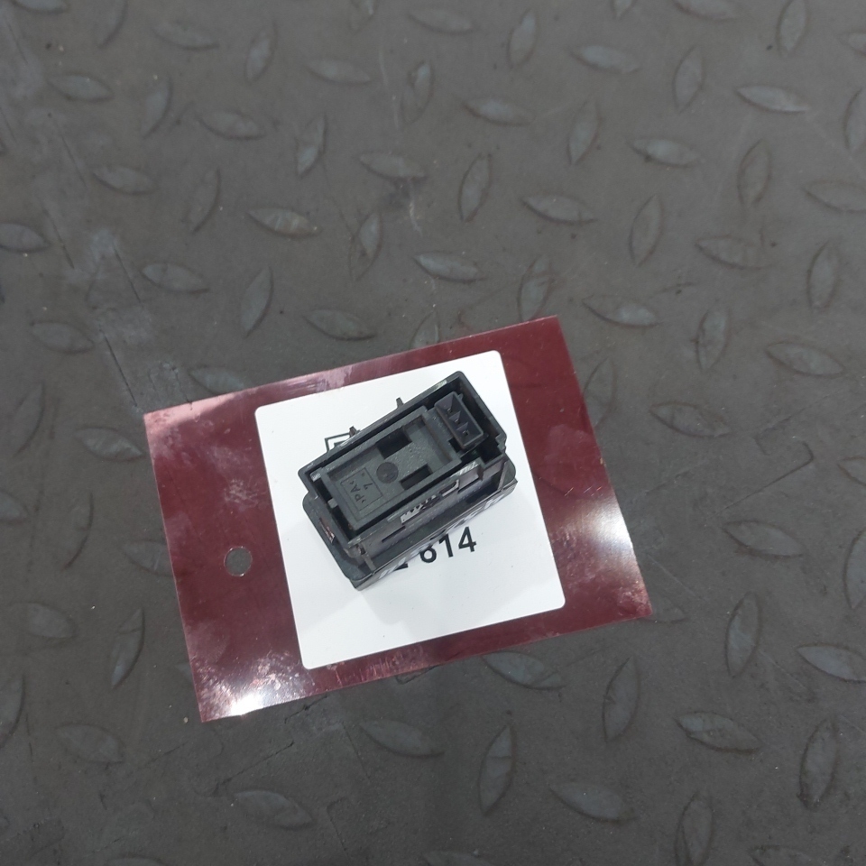 0125452807 MERCEDES Кнопка, № XF452814, фото 4