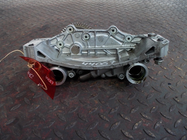 1698645 DAF Насос масляный, № XF44067, фото 1