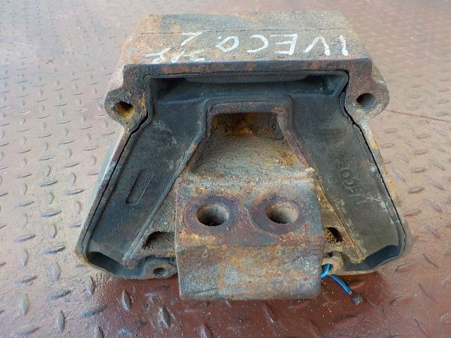 41219895 IVECO Опора двигателя, № XF149268, фото 2