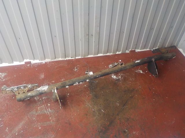 9413103922 MERCEDES Усилитель бампера, № XF97933, фото 2