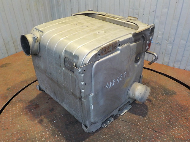 0064904014 MERCEDES Глушитель основной, № XF225884, фото 1
