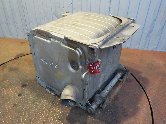 0064904014 MERCEDES Глушитель основной, № XF225884, фото 4