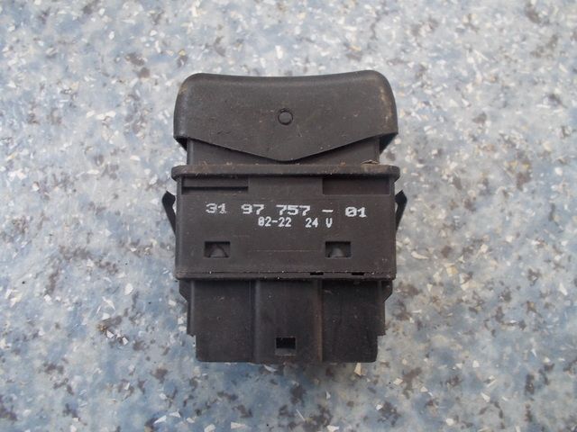 3197757 VOLVO Кнопка, № XF74706, фото 3