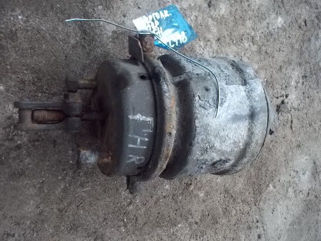 VOLVO Энергоаккумулятор, № XF42998, фото 1