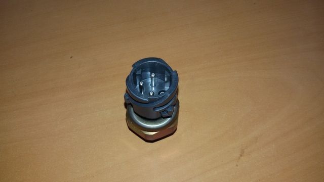 0484205006N00 KNORR Датчик давления воздуха, фото 2