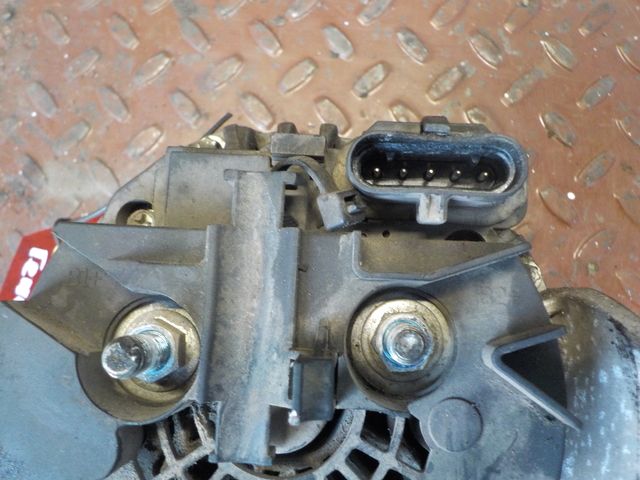 3986428 VOLVO Генератор, № XF100573, фото 4
