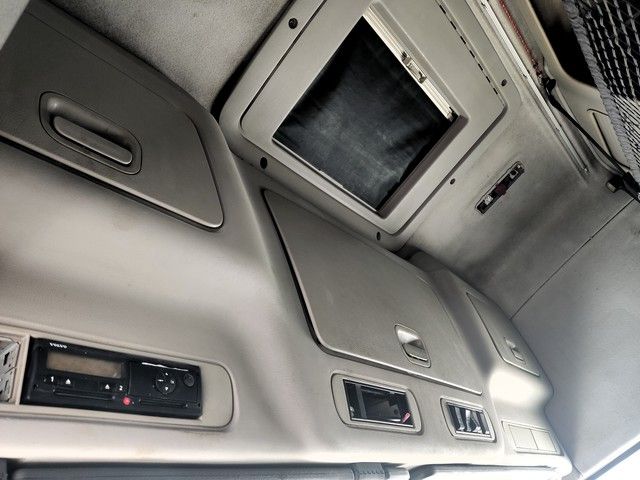 VOLVO Кабина, Globetrotter XL, № XF359710, фото 17