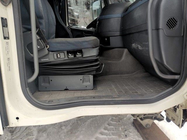 VOLVO Кабина, Globetrotter XL, № XF359710, фото 19