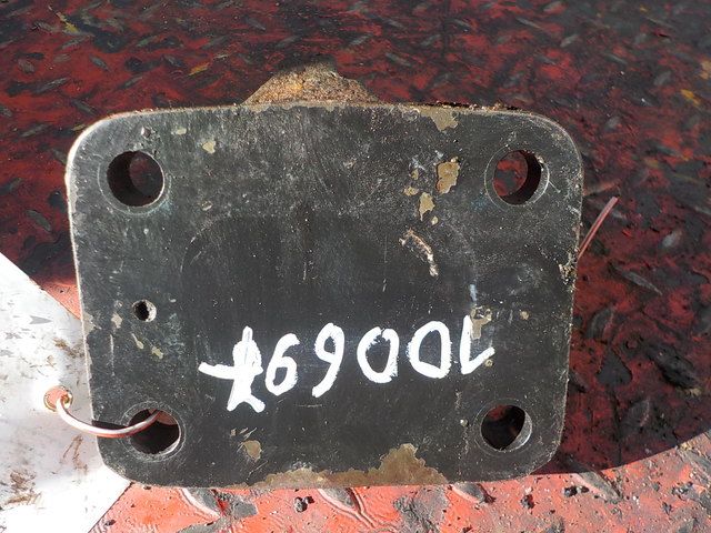 504009137 IVECO Кронштейн двигателя, № XF100697, фото 3