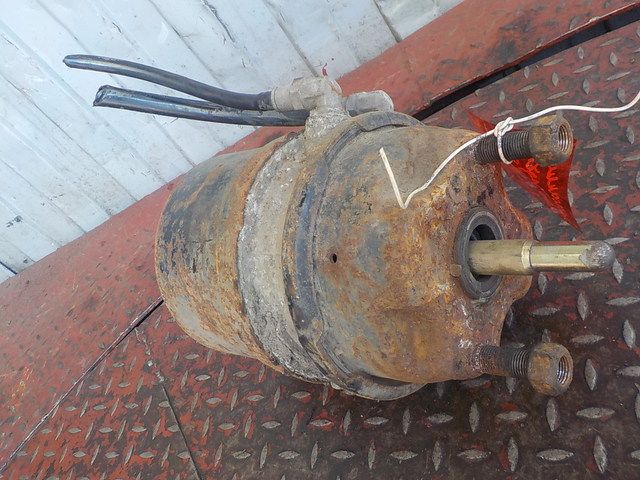 20522031 VOLVO Энергоаккумулятор, № XF162958, фото 1