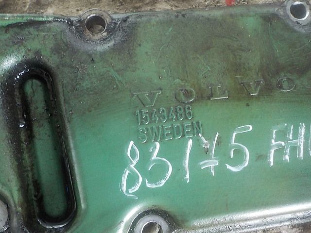 1543486 VOLVO Крышка двигателя, № XF83175, фото 2