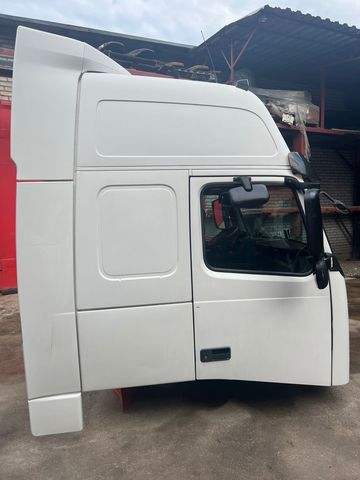 VOLVO Кабина, Globetrotter XL, № XF377153, фото 6