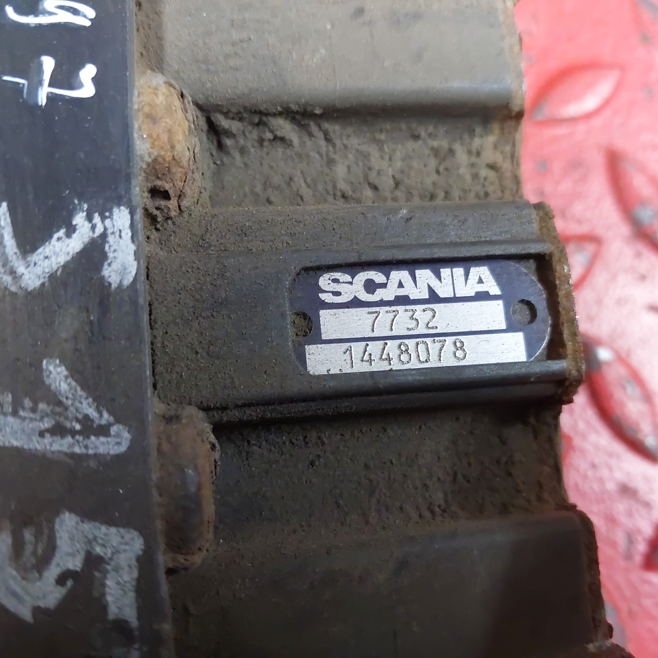 1448078 SCANIA Кран ECAS, № XF463897, фото 2