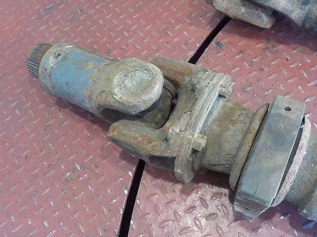 1067766 VOLVO Карданный вал, № XF167343, фото 3
