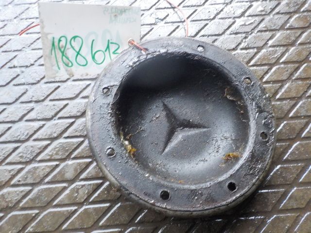 3273560120 MERCEDES Крышка ступицы, № XF188613, фото 2
