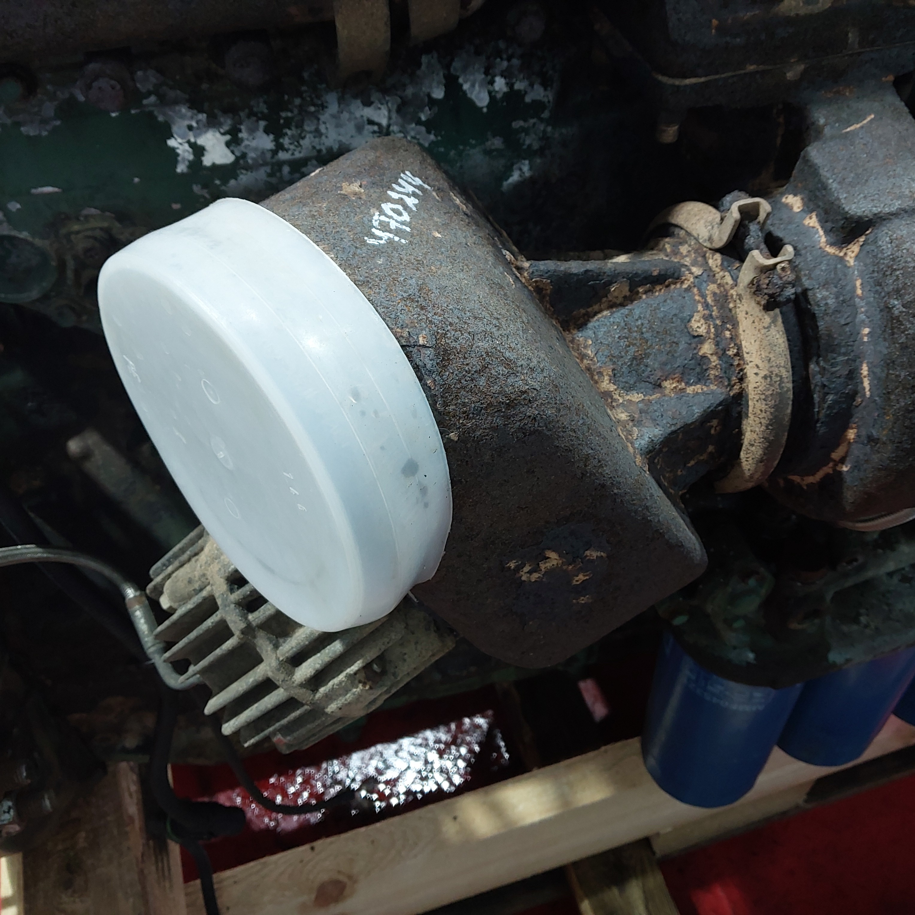 1638167 VOLVO Заслонка горного тормоза, № XF470244, фото 1