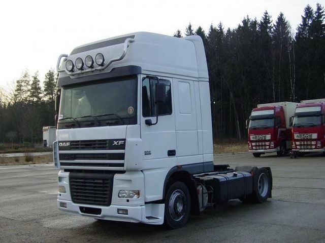 DAF XF 95 2002-2007, 2004 года, автомобиль в разборе