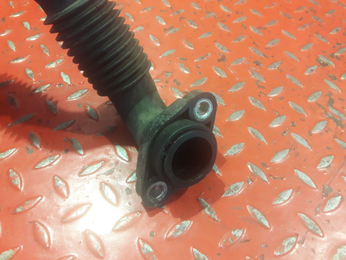 20412265 VOLVO Маслозаливная горловина, № XF131366, фото 5