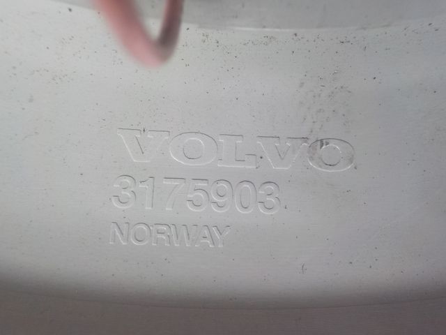 3175903 VOLVO Крышка динамика, № XF238740, фото 3