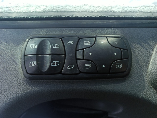 0007200079 MERCEDES Стеклоподъемник левый, № XF324110, фото 1