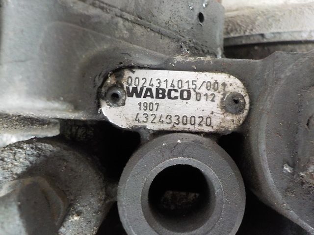0014318715 MERCEDES Осушитель, № XF181209, фото 6