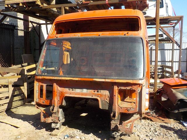 VOLVO Каркас кабины, № XF199877, фото 1