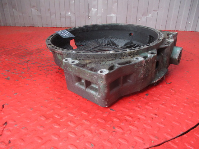 8193918 VOLVO Кожух маховика, № XF312558, фото 3