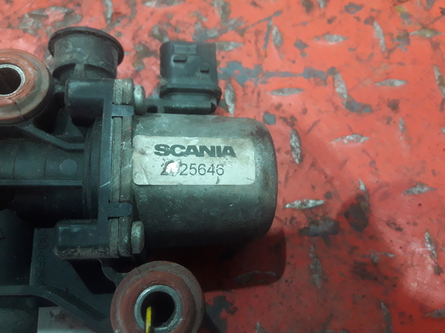 2125646 SCANIA Насос AdBlue, № XF394051, фото 4