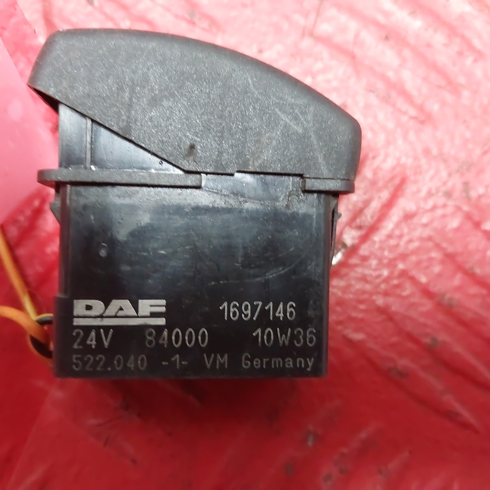 1697146 DAF Кнопка, № XF456421, фото 4