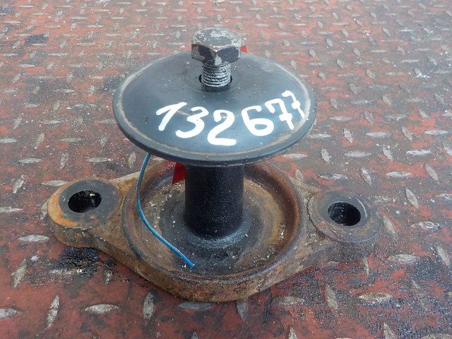 5010316591 RENAULT Опора двигателя, № XF132677, фото 1