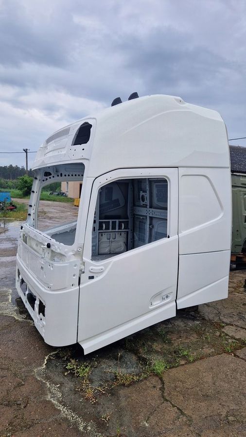 VOLVO Каркас кабины, № XF411615, фото 1