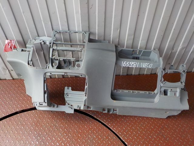 3802554 IVECO Торпедо, № XF165981, фото 1
