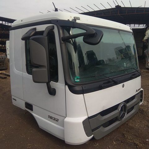 MERCEDES Кабина, Стандартная M, № XF239453, фото 3