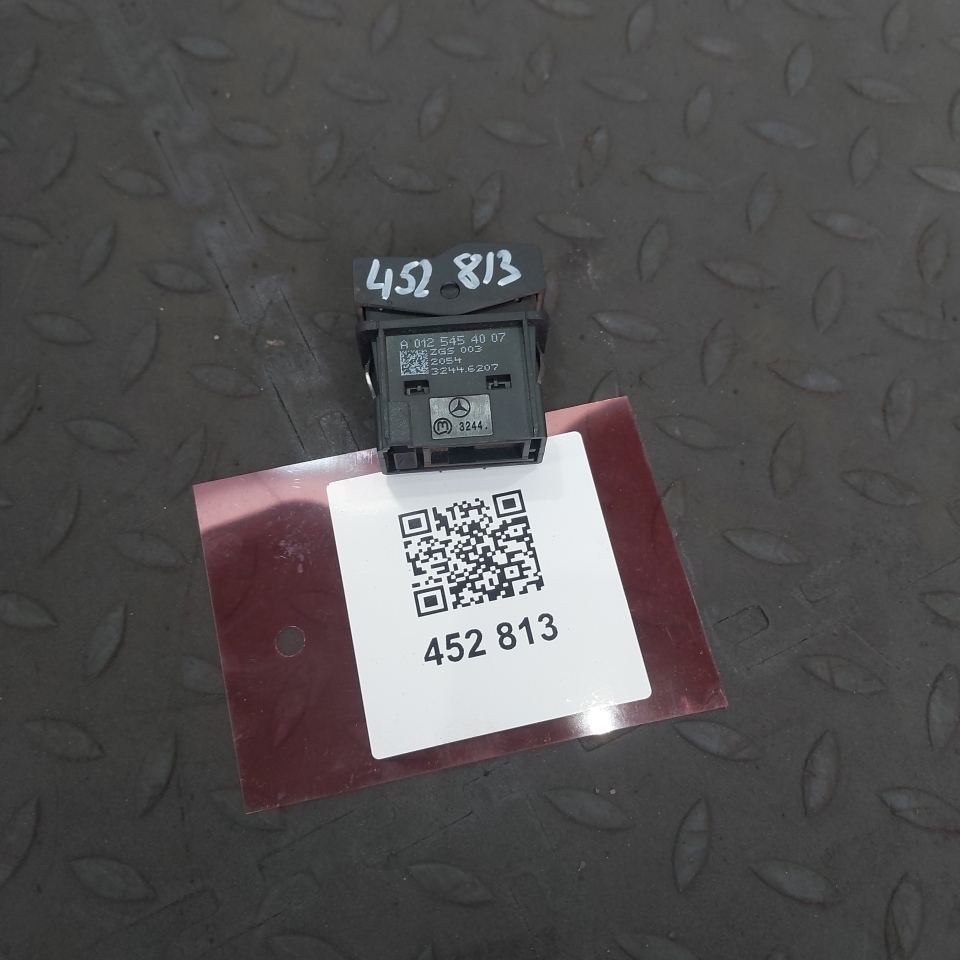 0125454007 MERCEDES Кнопка, № XF452813, фото 1