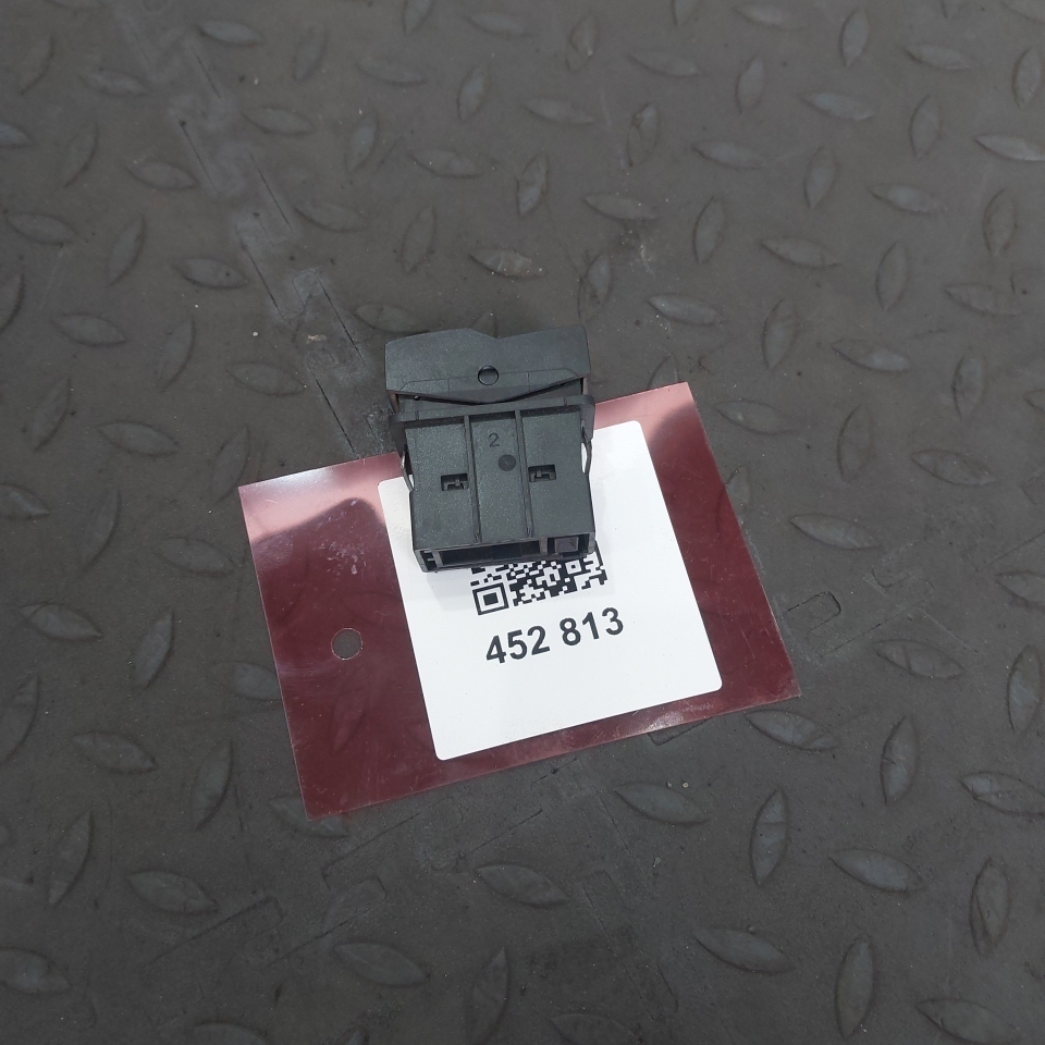 0125454007 MERCEDES Кнопка, № XF452813, фото 2