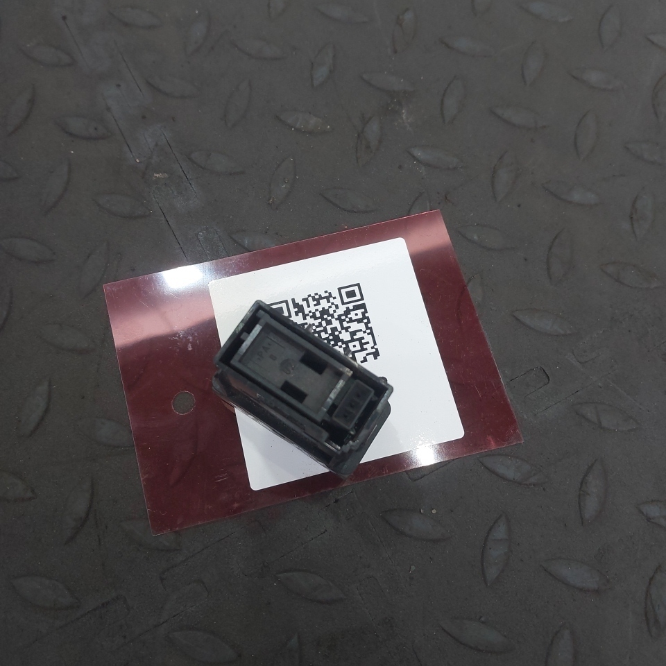 0125454007 MERCEDES Кнопка, № XF452813, фото 4