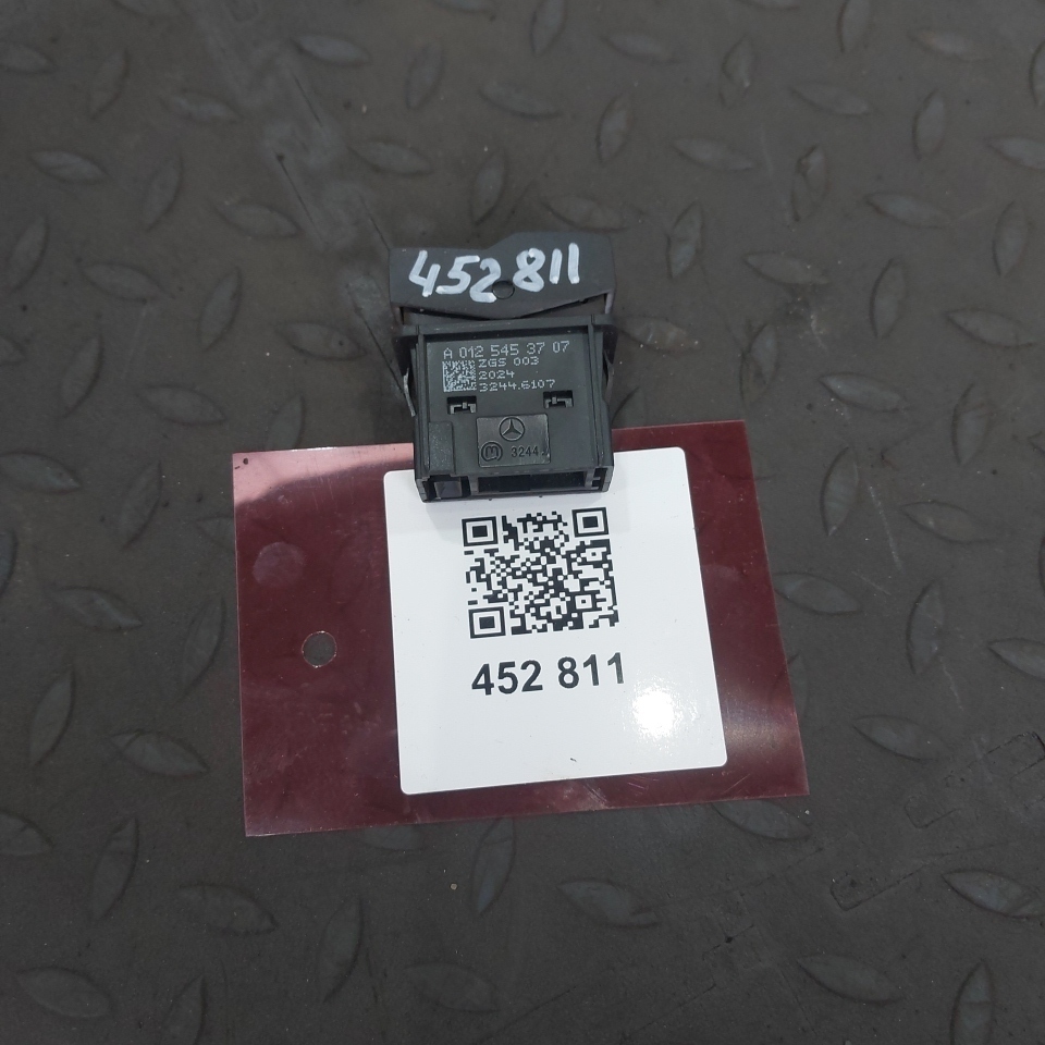 0125453707 MERCEDES Кнопка, № XF452811, фото 1