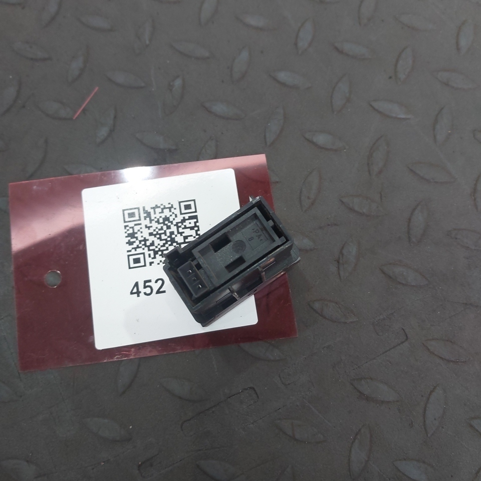 0125453607 MERCEDES Кнопка, № XF452810, фото 4